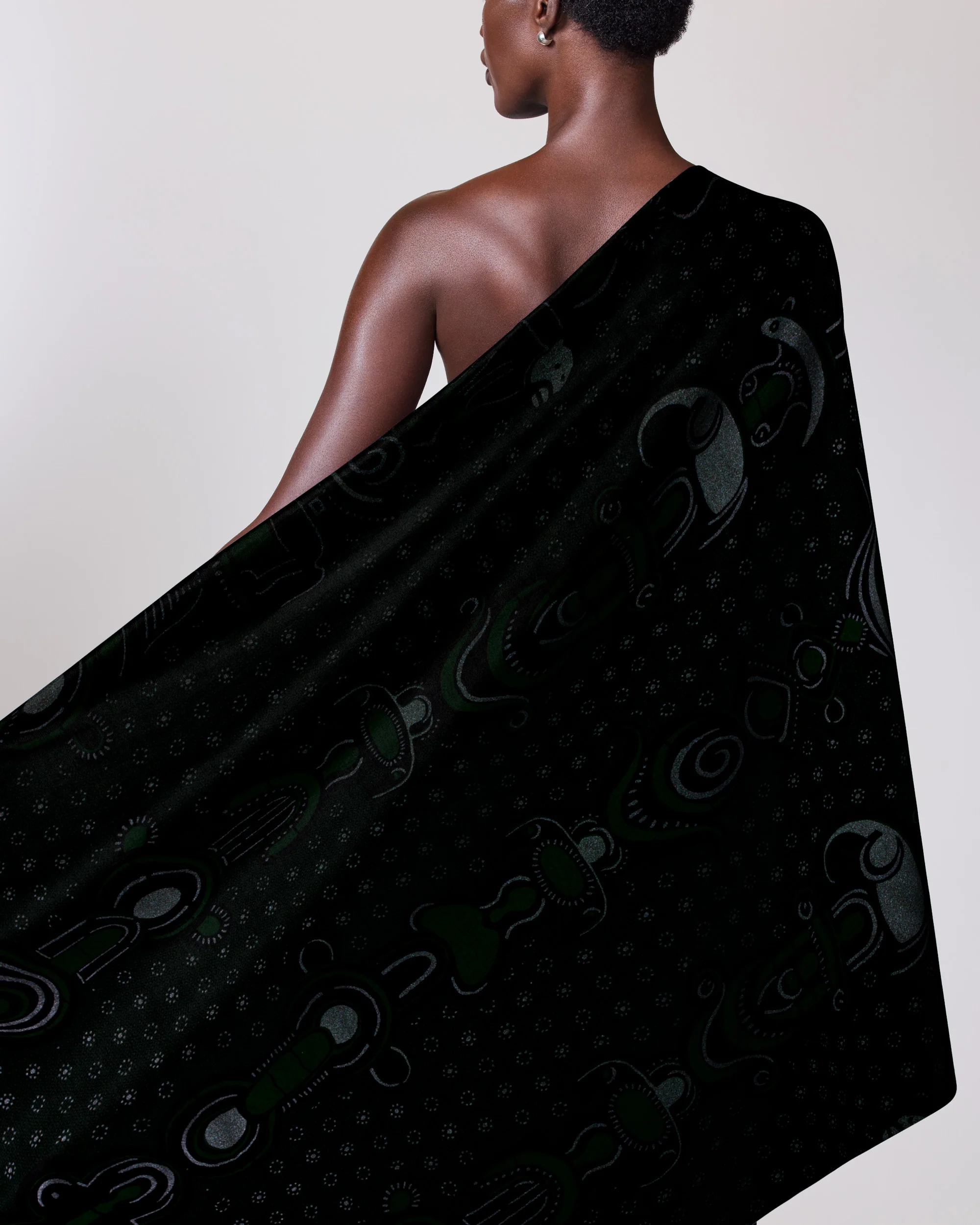 Sky Wax | VL04528.085 | Red-Green Pearl Embellished - Image 2