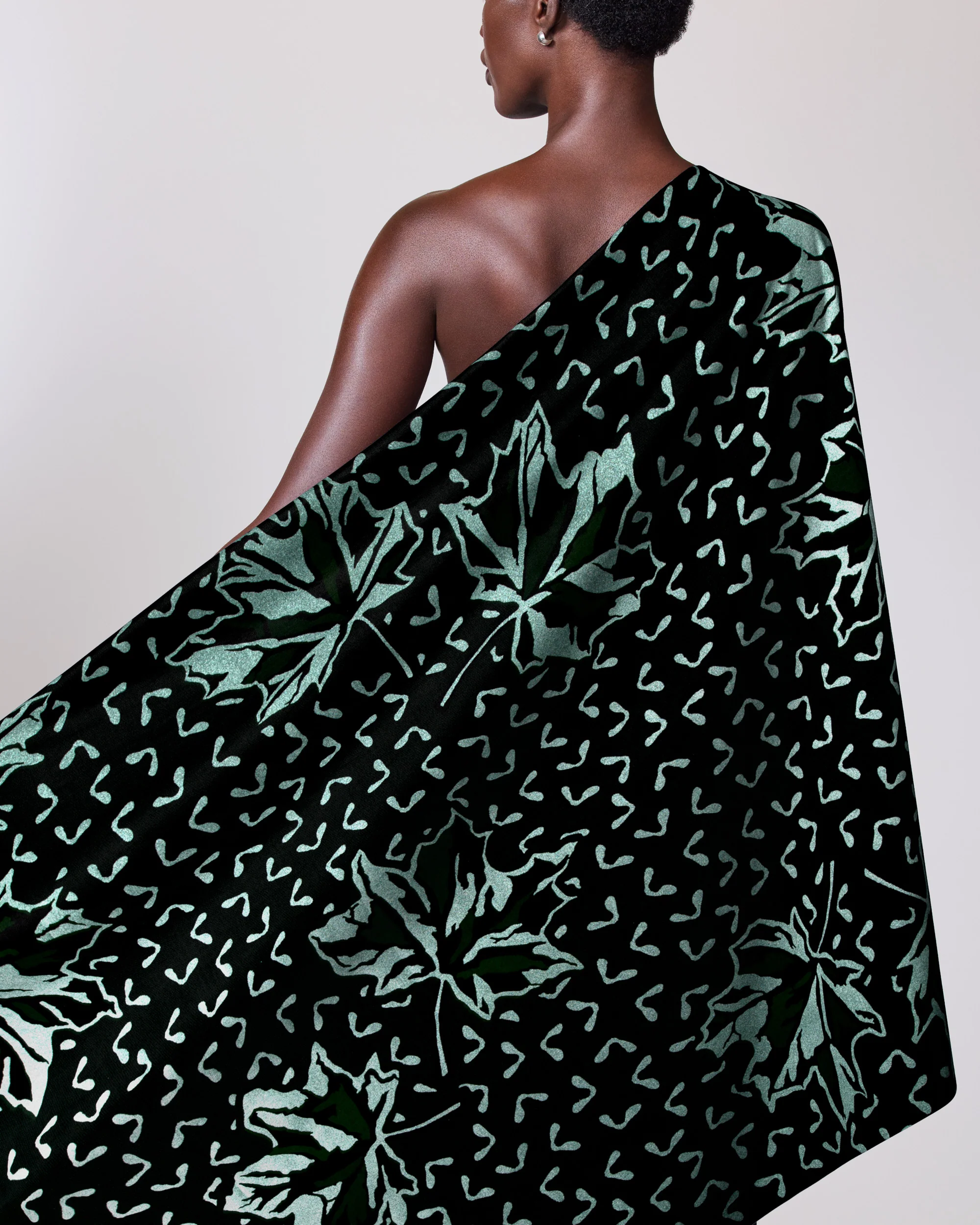 Sky Wax | VL04735.093 | Pastel Green Embellished - Image 2