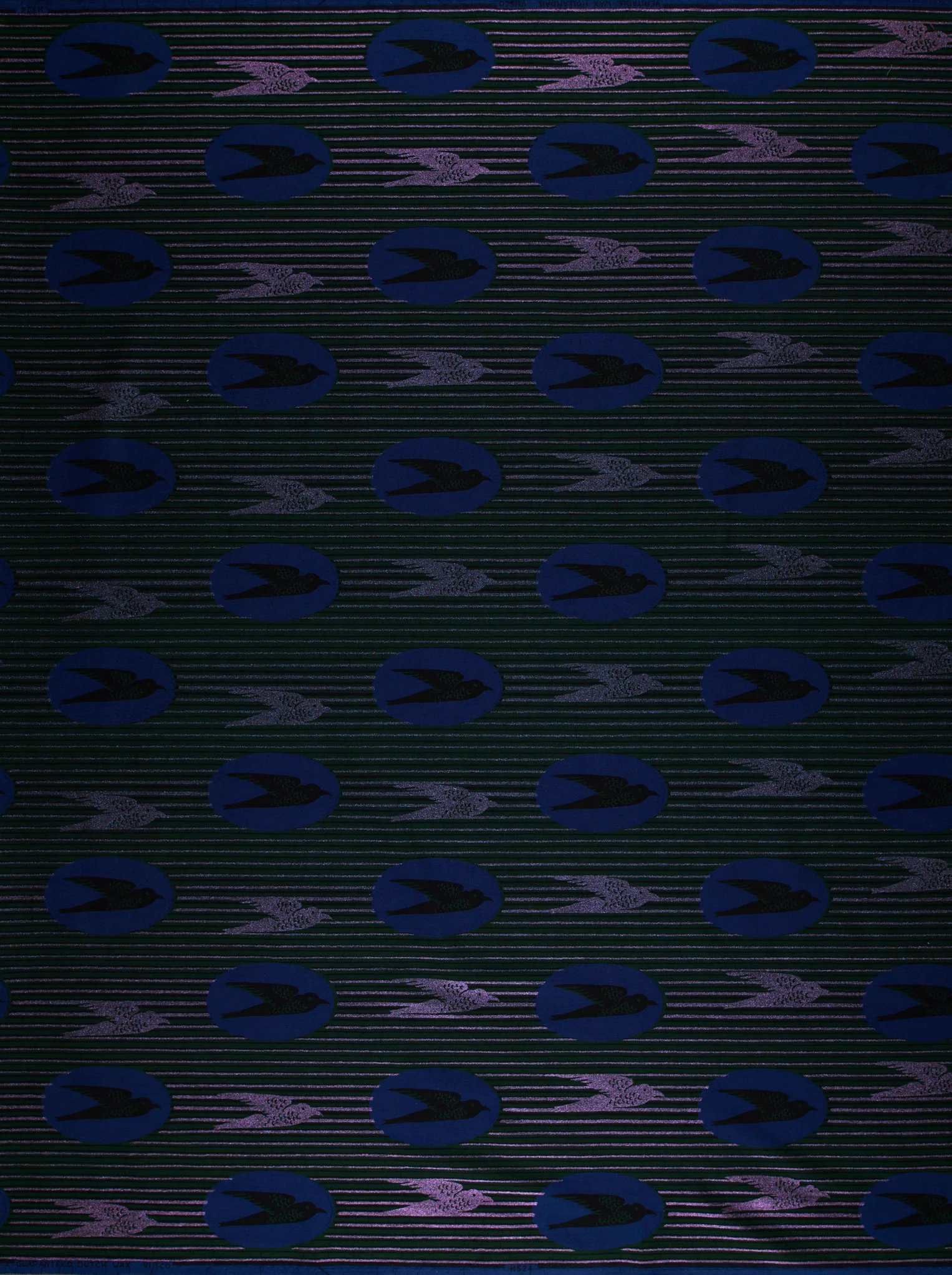 Sky Wax | VL0H524.278 | Red-Blue Pearl Embellished - Image 4