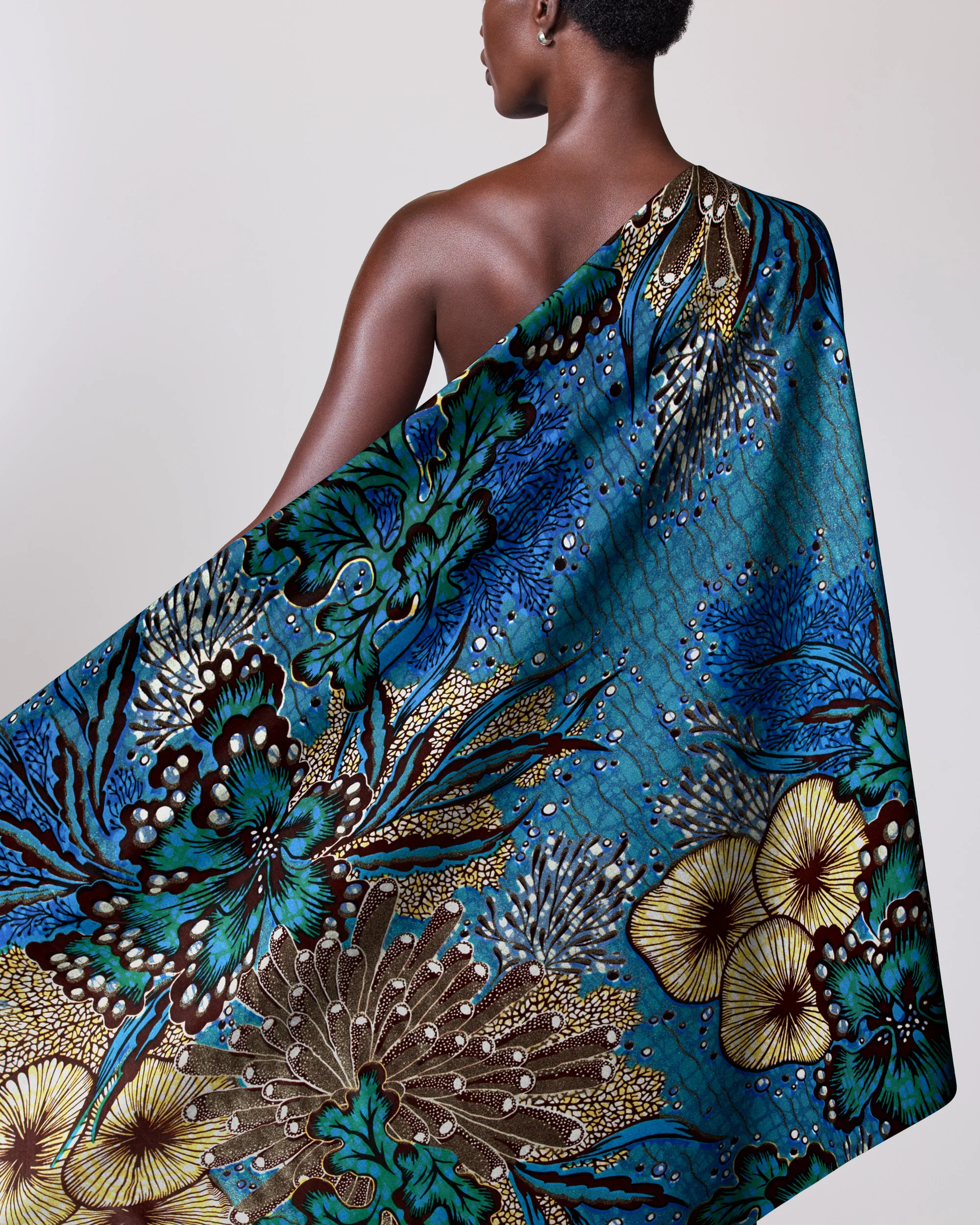 Grand Super-Wax | VLS2531.011 | Pale Green Shine Embellished - Image 2