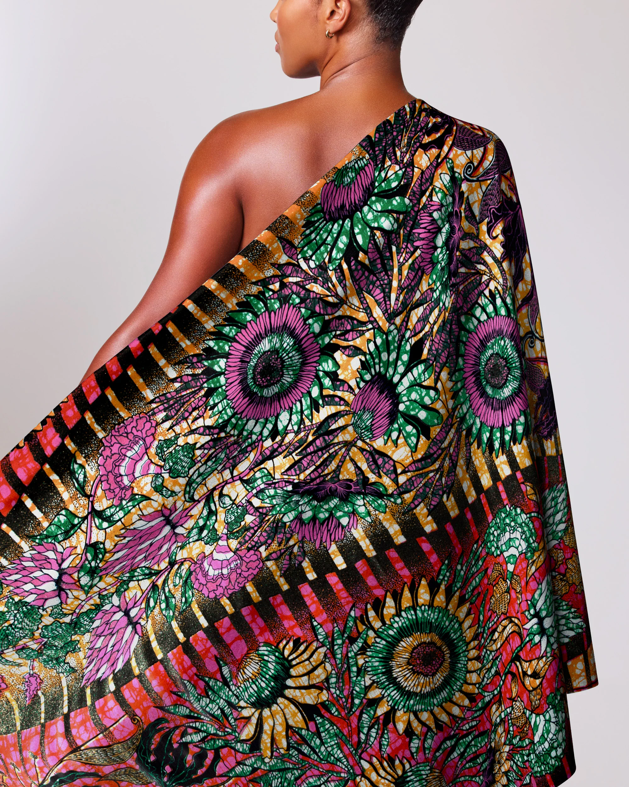 Grand Super-Wax | VLS6579.006 | Green-Gold Shine Embellished - Image 2