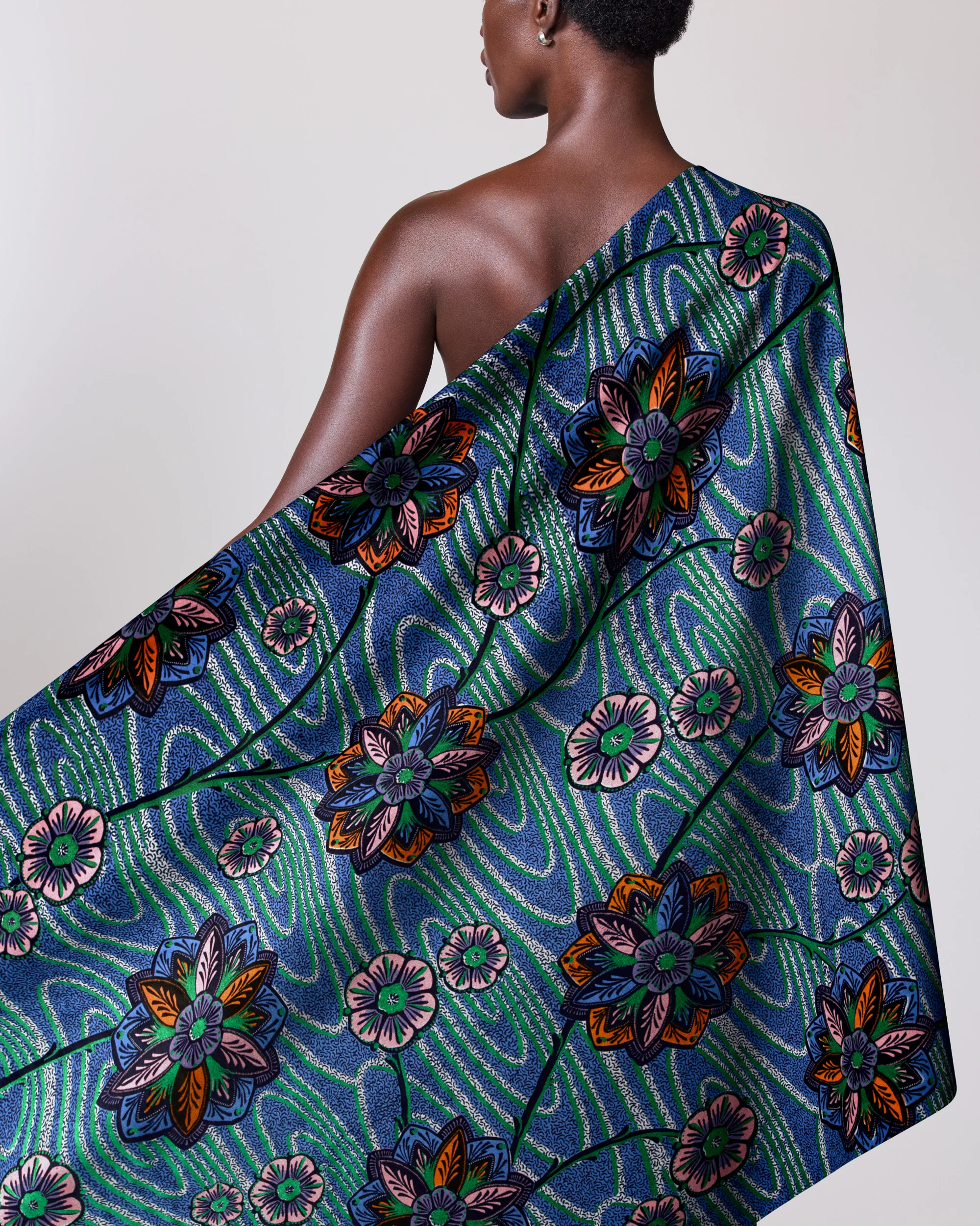 Satin Royal | VLW0478.001 | Emerald Green Embellished - Image 2