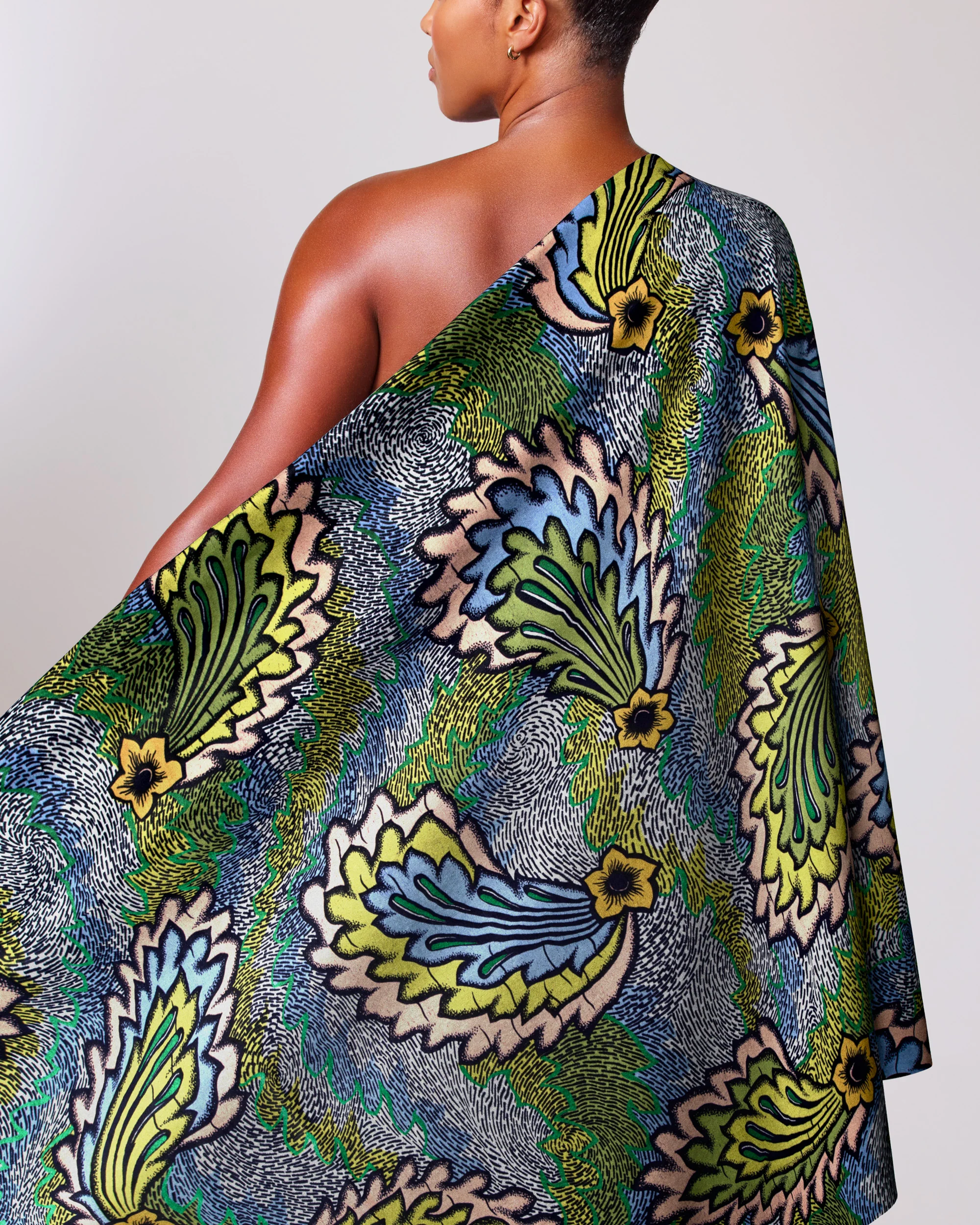 Satin Royal | VLW8985.008 | Emerald Green Embellished - Image 2