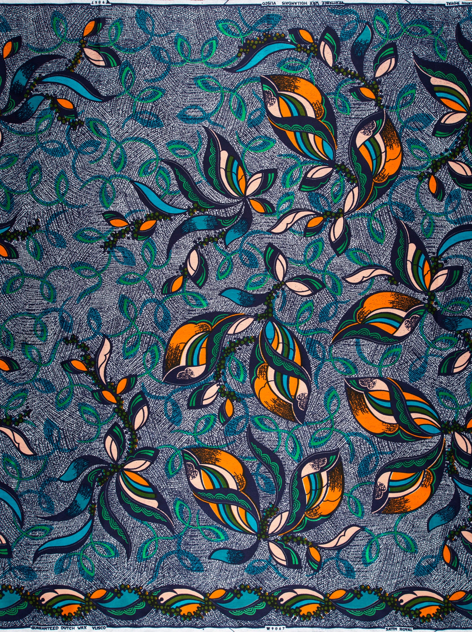 Satin Royal | VLW9067.004 | Emerald Green Embellished - Image 4
