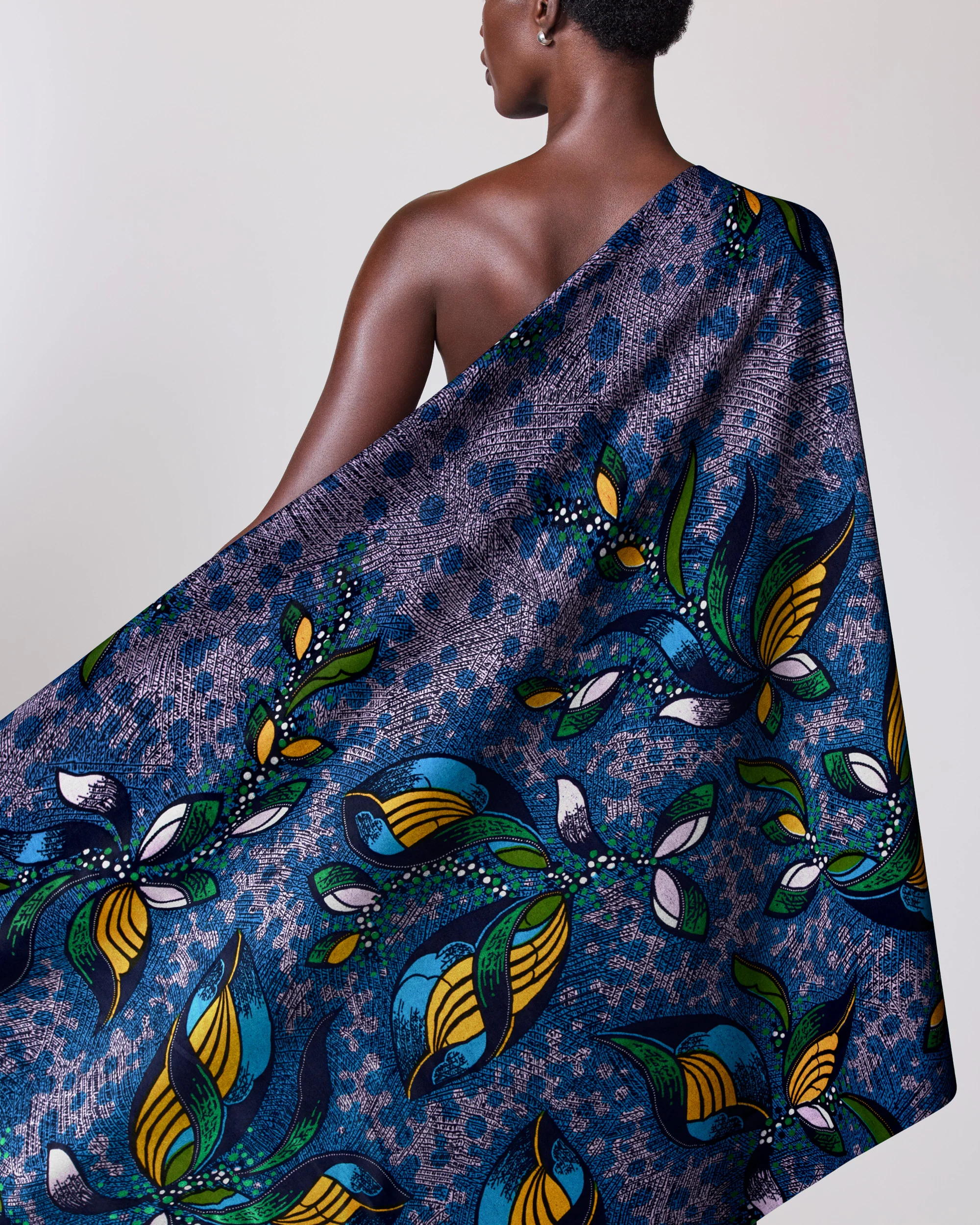 Satin Royal | VLW9067.009 | Emerald Green Embellished - Image 2
